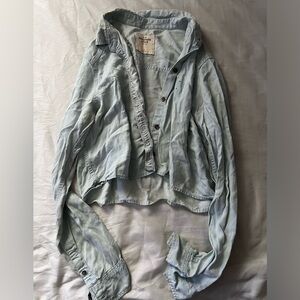 Abercrombie & Fitch crop denim shirt